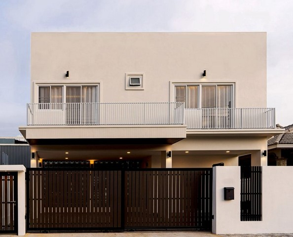 บ้าน 2 ชั้น สไตล์โมเดิร์น บรรยากาศร่มรื่น เดินทางสะดวก สารภี บ้าน 2 ชั้น สไตล์โมเดิร์น บรรยากาศร่มรื่น เดินทางสะดวก สารภี