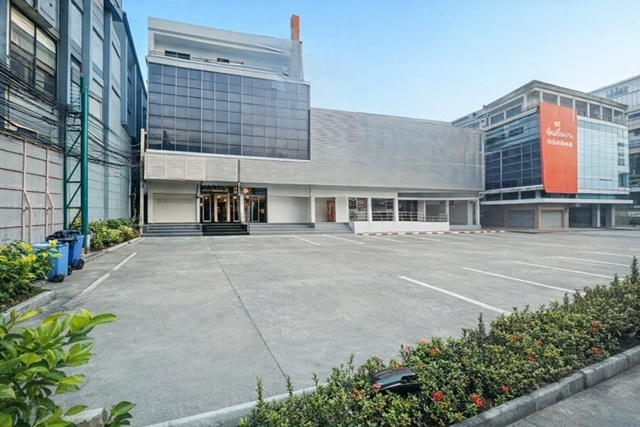 อาคารให้เช่า 6 ชั้น ใหม BIG C สำโรง2 490ม. 5 นอน BTS สำโรง 200 ม. อาคารให้เช่า 6 ชั้น ใหม BIG C สำโรง2 490ม. 5 นอน BTS สำโรง 200 ม.