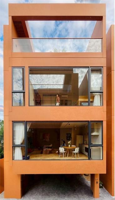 ��º�ҹ����� 3.5��鹾���� Rooftop �ç��� Alom Ari ��� BTS�����