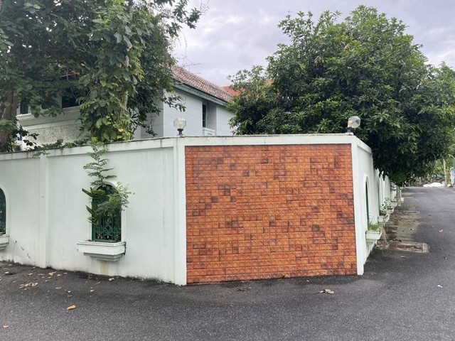 ��·��Թ�������ҹ����� 2 �����ѧ��� 100 ���. �آ���Է 71 ��մ�