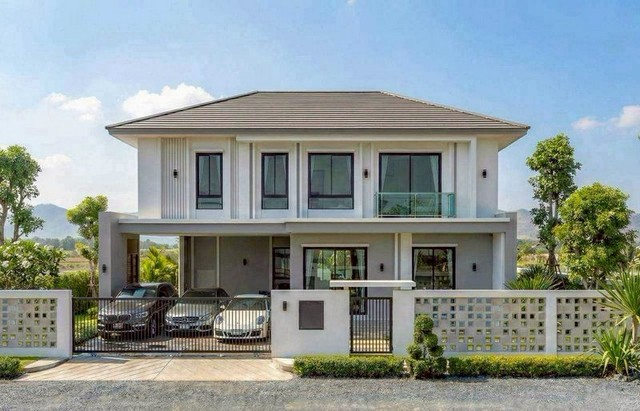 ��ҹ�������� 2 ��� ���� Modern Luxury ���������ú �ҧ��