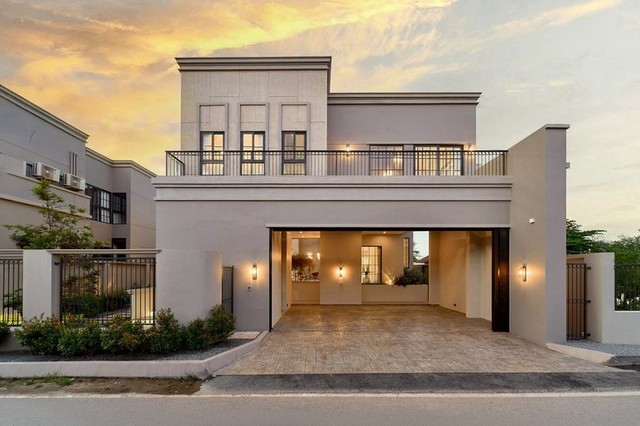 Luxury Pool Villa �ش��� �ѧ��ѹ�ú Fully Furnished �ҧ��