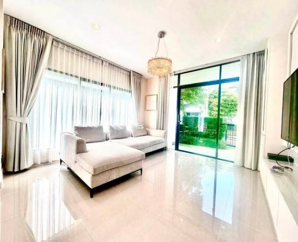 svs373 ������ ���ɰ���� ��ا෾��ձ� Setthasiri Krungthep Kreeth