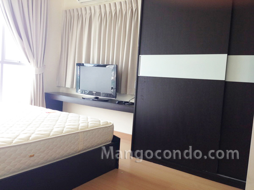 ������ �ſ� �ͷ �آ���Է 65 (LIFE @ SUKHUMVIT 65) �͹�������  1��ͧ�͹ ��Ҵ 42 ��.�. ����٧ ����� ������ ���觤ú ���������  ��� 21,500 �ҷ ��� BTS �͡���