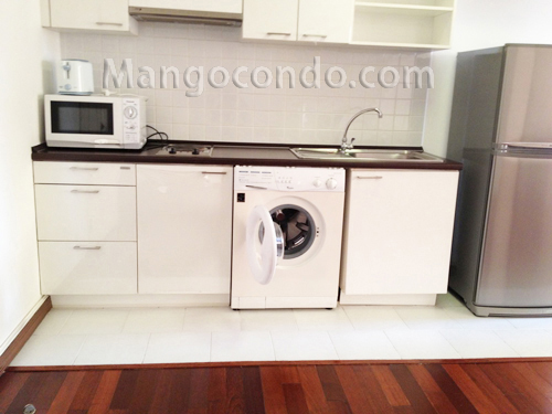 ������ 49 ���ʷ� �آ���Է 49 (THE 49 PLUS 2SUKHUMVIT49) �͹������� 1��ͧ�͹ 30000 �ҷ 54 ��.�.  ���9  ����㨡�ҧ�آ���Է ��� BTS �ͧ���� 