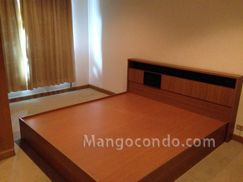 �����Һ�ҹ��Ҿ���� (BAAN CHAOPRAYA) �͹��������� ��� 4 2 ��ͧ�͹ 70 ��.�. ���BTS �оҹ�ҡ�Թ 25,000 �ҷ