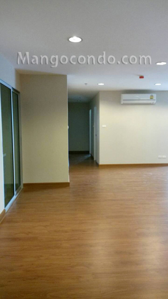 �����Ҥ͹� ��� �ù�� ������ 9 � �Ѫ�� (BELLE AVENUE) ��Ҵ 101 ��.�. 3 ��ͧ�͹ ��� 14 ���������¹���˭�����  ��ͧ�����ҡ ���ѧ�������������� 55,000 �ҷ �Դ MRT ������ 9