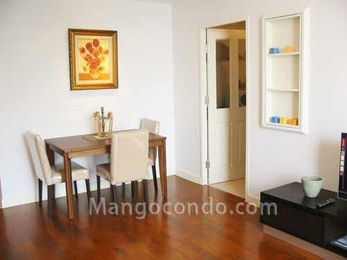 �����Ҥ͹� ������ʫ��鹫� �آ���Է 24 (SIRI RESIDENCE SUKHUMVIT 24) ���� MODERN 1 ��ͧ�͹ 75  ��.�.  ���������ú ��� 15  50000 �ҷ  �� 5 �ҷ� ������ BTS ��������� 