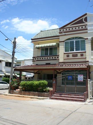 ทาวน์เฮ้าส์2ชั้นหมู่บ้านลภาวัล7 ทาวน์เฮ้าส์2ชั้นหมู่บ้านลภาวัล7