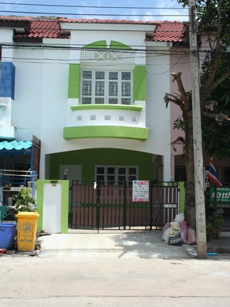 ทาวน์เฮ้าส์2ชั้นหมู่บ้านนันทิชา4 ทาวน์เฮ้าส์2ชั้นหมู่บ้านนันทิชา4