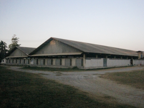 �������ç�ҹ ����鹷����� 6 ��� ��������´͹���-��ᾧ�ʹ �ѧ��Ѵ ��û�� �������觻�١���ҧ �� ��ҹ��������� 1 ��ѧ �Ҥ���ç�ҹ 2 ��ѧ ��ҹ�ѡ 1 ��ѧ����ػ�ó�ú��ѹ ���������Ѻ�ç�ҹ��Ҵ��硶֧���