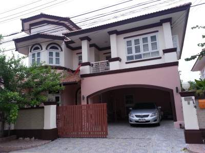 บ้านเดี่ยว 2 ชั้น ร้อมเฟอร์นิเจอร์และเครื่องใช้ไฟฟ้า พร้อมอยู่ บ้านเดี่ยว 2 ชั้น ร้อมเฟอร์นิเจอร์และเครื่องใช้ไฟฟ้า พร้อมอยู่