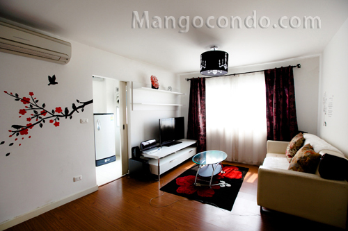 ������CONDO ONE X�ҷ� ��Ҹ���� 24 �֡ B ��� 8 ��Ǵ�����յ֡�ѧ ��ͧ��Ѻ��ا������� 51���. 1 ��ͧ�͹ 