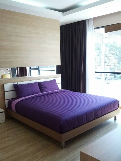 ��¤͹� ��������� ���� ��ҧ ���ͷ�� 32 ���. �����ҧ�úԹ�ѹ����Ҫ�