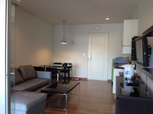 �����Ҥ͹� The Seed Siam,  50 �.�ҡ BTS ʹ�������觪ҵ�,  42 ���. 1 �͹ 1 ���,��� 5 , Sofa Bed, Fully Furnished, 
