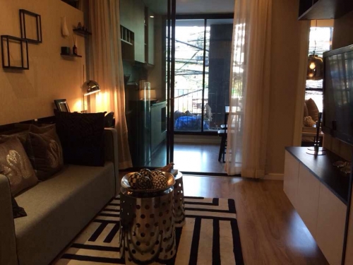 The Unique 19 Ratchada ��´�ǹ� ��� 7 ��ͧ������㨡�ҧ���ͧ�Ҵ�����