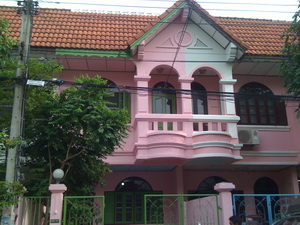 ให้เช่าทาวน์เฮาส์ 2 ชั้น 2ห้องนอน 2ห้องน้ำ 18ตรว. ซอยคู้บอน 27 หมู่บ้านเสนา3 ให้เช่าทาวน์เฮาส์ 2 ชั้น 2ห้องนอน 2ห้องน้ำ 18ตรว. ซอยคู้บอน 27 หมู่บ้านเสนา3