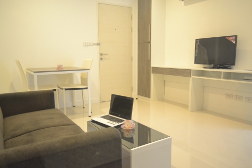 TKF CONDO SUKHUMVIT 52